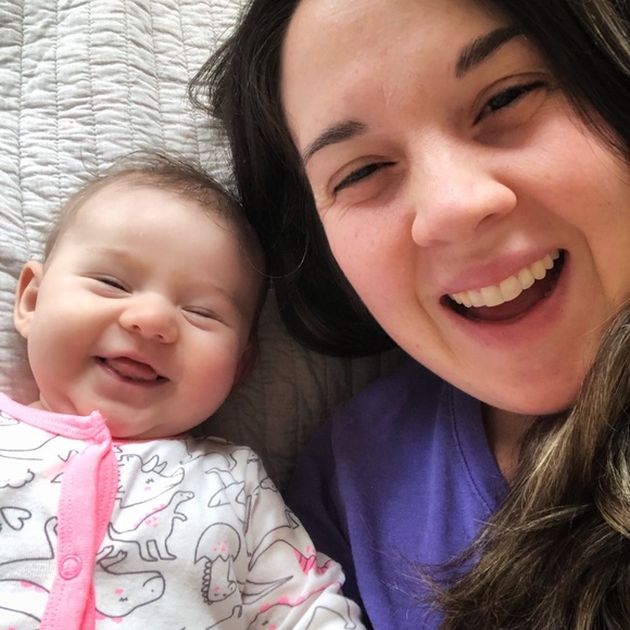 Meet your Posher, Andrea - Picture 1 of 2